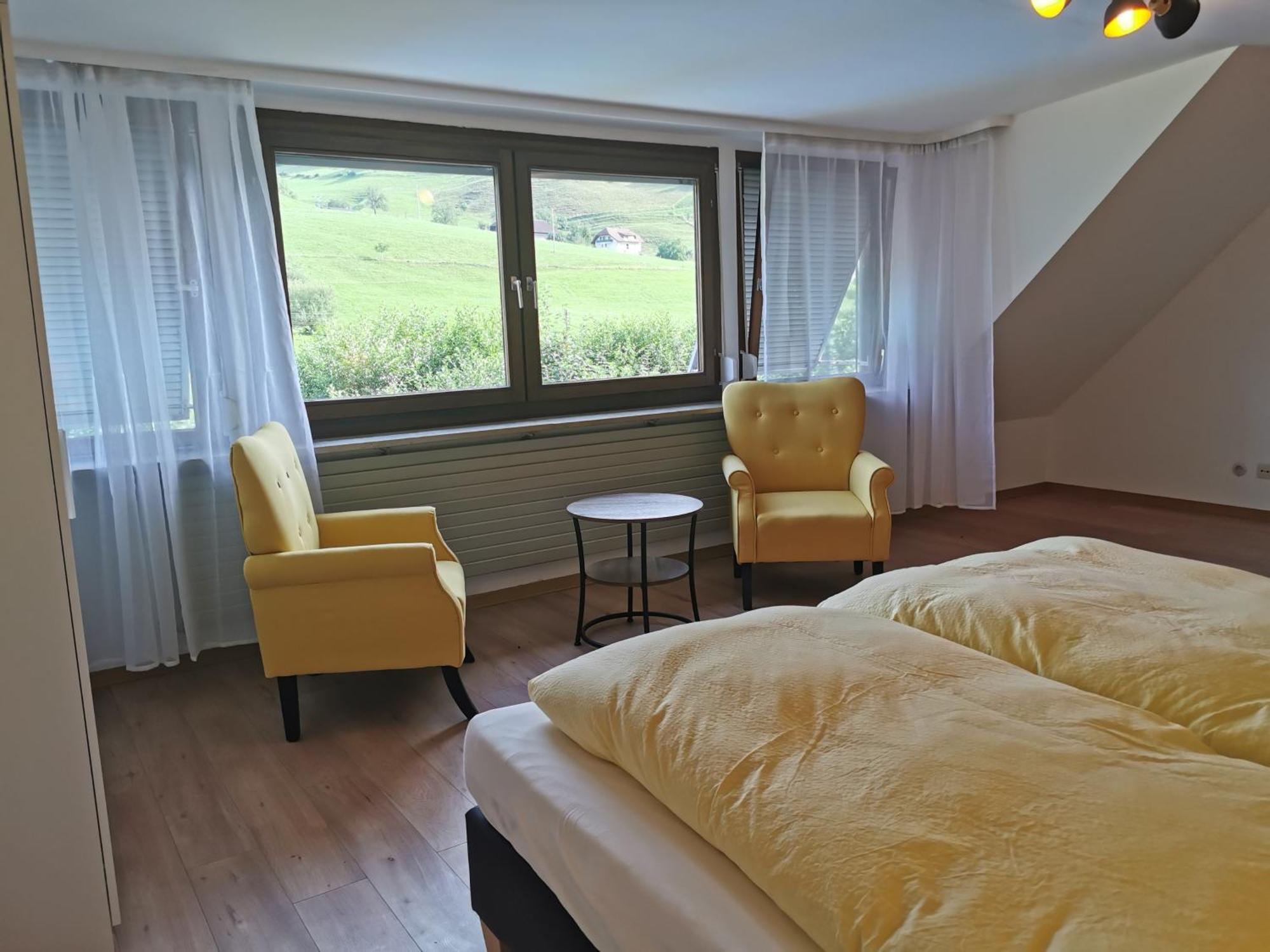 Ferienwohnung Vogelsang Im Schwarzwald Muenstertal Exterior photo